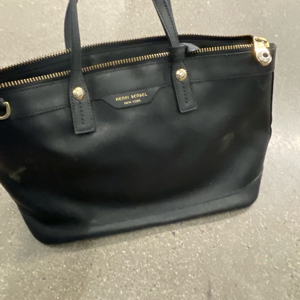 Henri Bendel Black Tote Bag with Structured Design